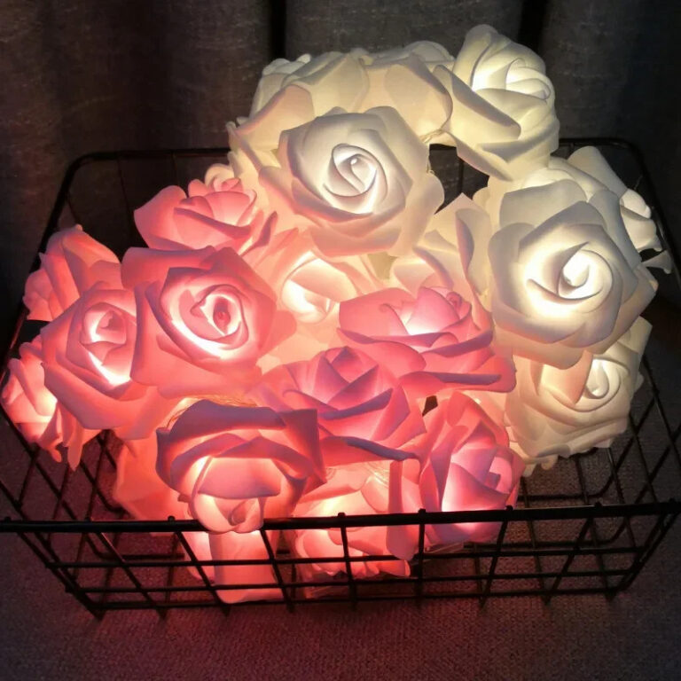 Романтическая световая гирлянда из лампочек в форме колец-роз. Užsisakykite Trendai.lt 4