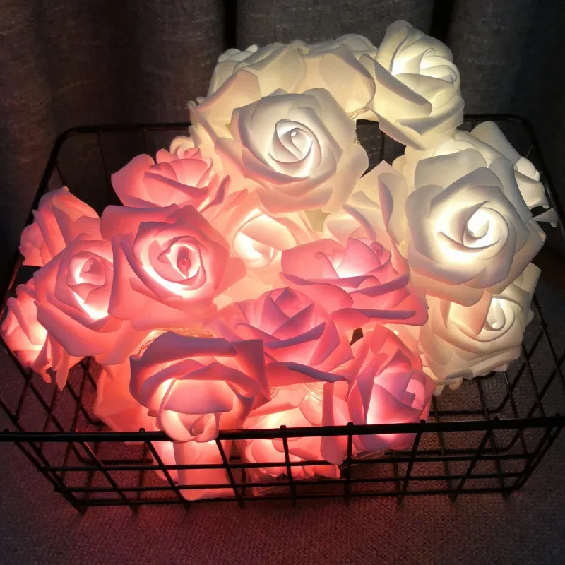 Романтическая световая гирлянда из лампочек в форме колец-роз. Užsisakykite Trendai.lt