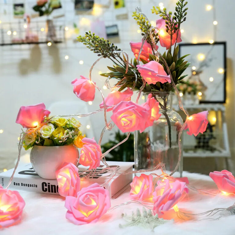 Романтическая световая гирлянда из лампочек в форме колец-роз. Užsisakykite Trendai.lt 10